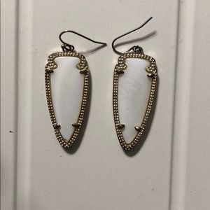 Kendra Scott Arrow Earrings